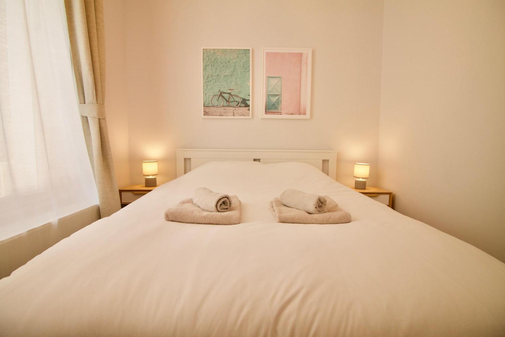 Heart Of Grand Place - Stunning 3Br Triplex Brüsszel Kültér fotó
